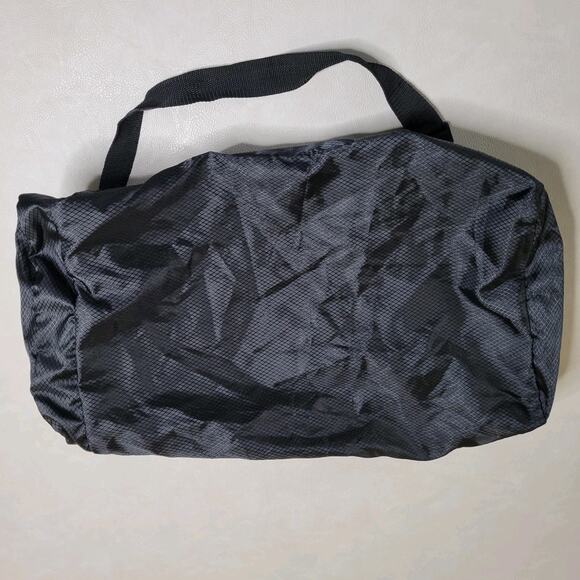 NRA Packable Lightweight Duffle Bag Shoulder Strap Black 20x10x10 Black - Picture 3 of 7